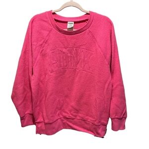 Victoria's Secret PINK crewneck sweatshirt in with an embroidered logo. Size M.